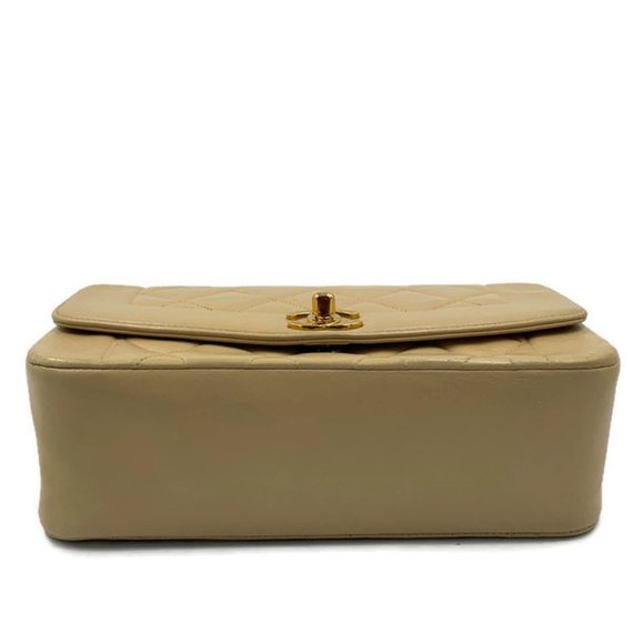 Authentic CHANEL Lambskin Small Diana Single Chain Single Flap Bag Beige - Picture 6 of 15